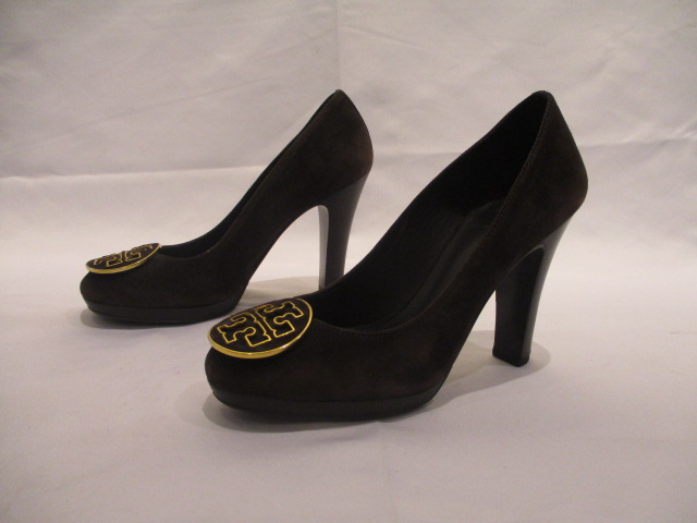 Tory Burch-Signature Logo Pumps | Couture Traders | Buy, Sell, Trade